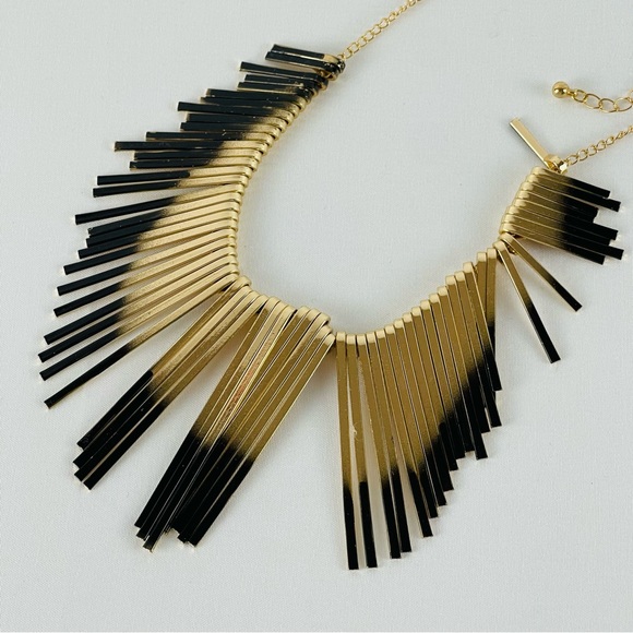 Charming Charlie Gold Tone Long Necklace And Earrings Set New - Picture 5 of 12